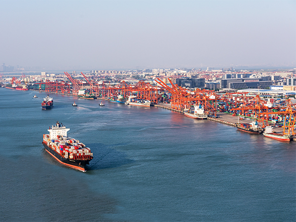 碼頭吊機(jī)一般多久保養(yǎng)一次？